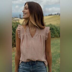 NWOT Neuflora Jennings Blouse